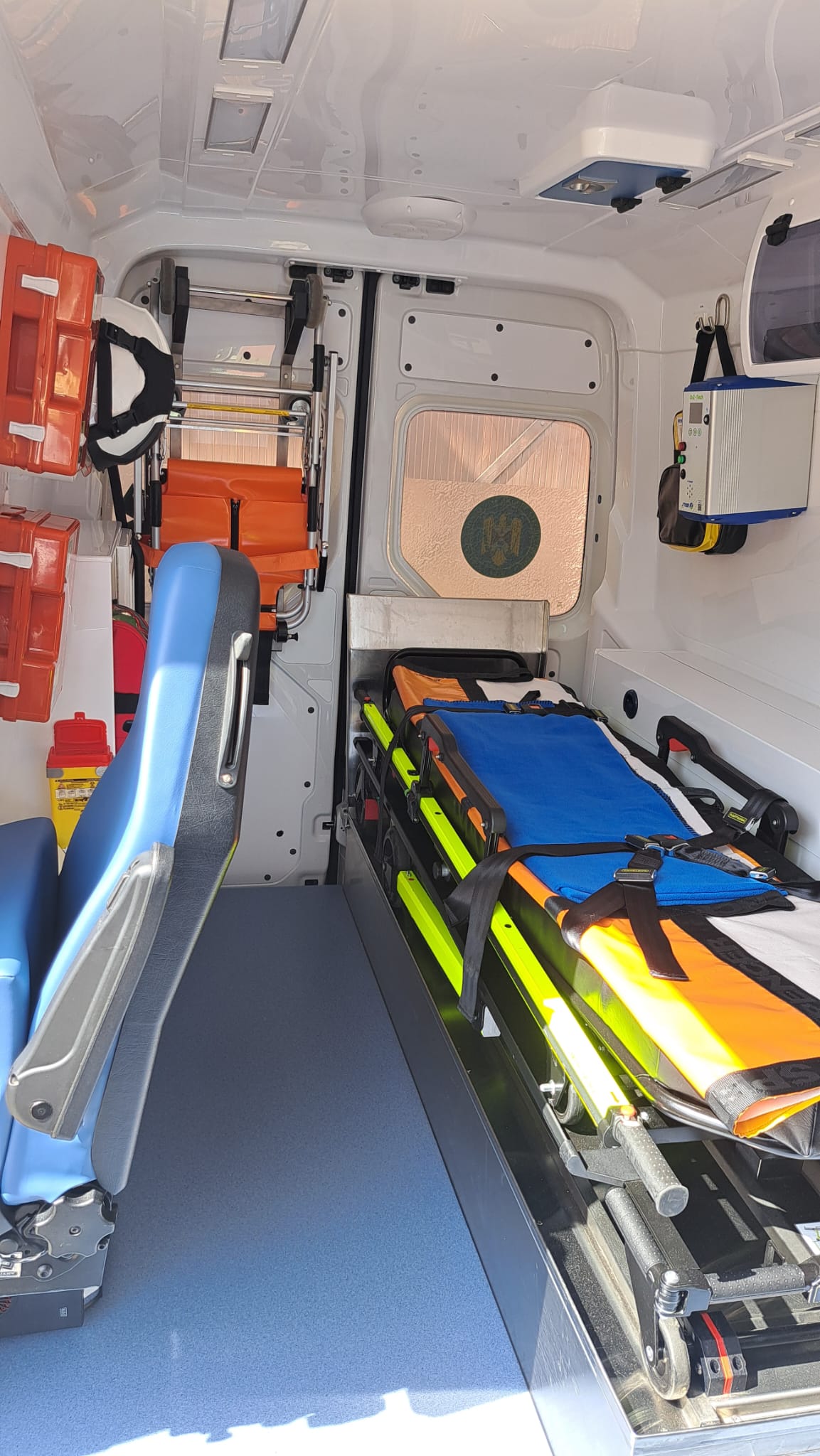 Ambulanță tip B interior